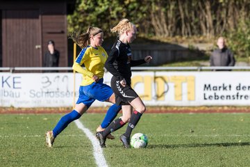 Bild 142 - wBJ TuS Felde - SV Henstedt Ulzburg : Ergebnis: 1:8